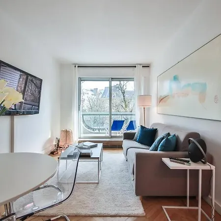 4pers#trocadero#terrasse#chill *